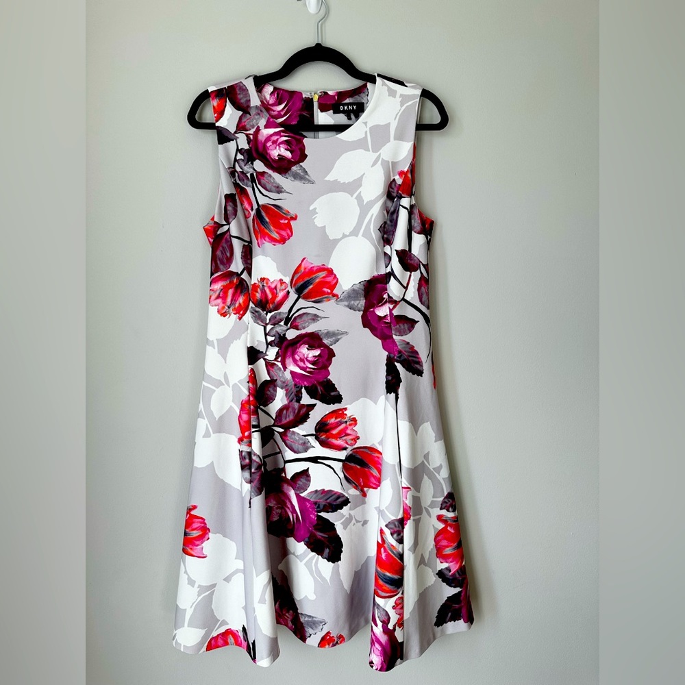 DKNY Sleeveless Floral-Print Fit-And-Flare Dress Size: 10